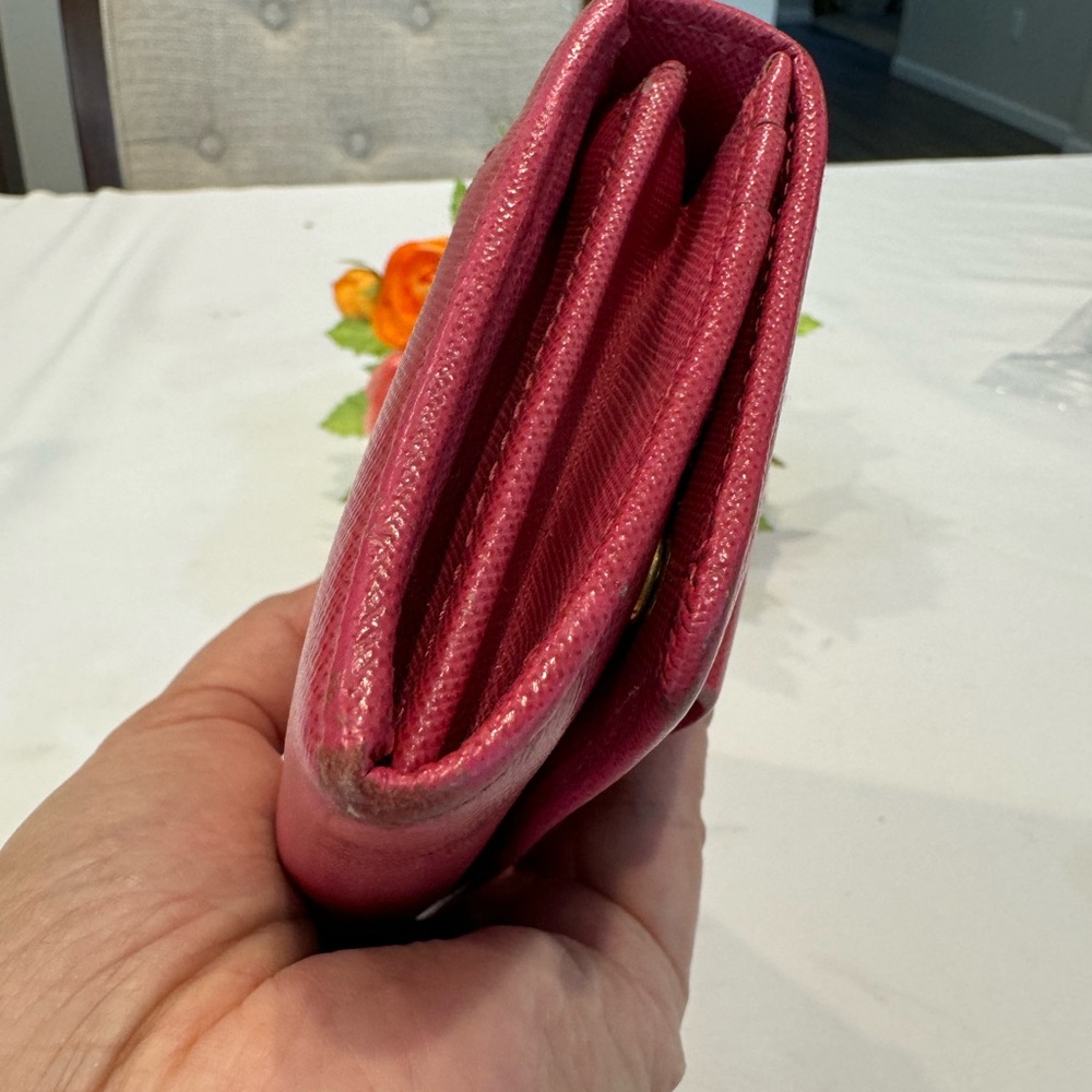 Authentic Prada wallet - Picture 4 of 15